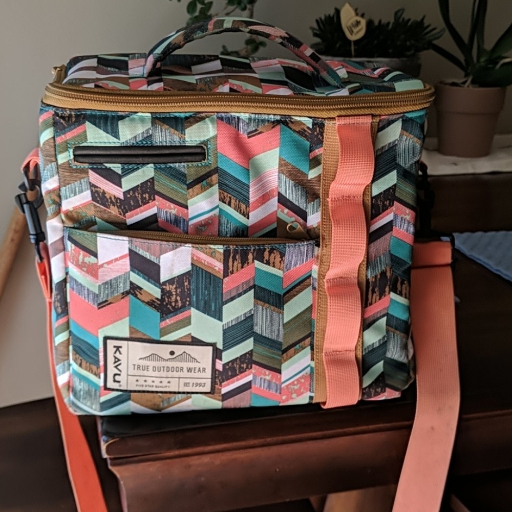 KAVU cooler bag